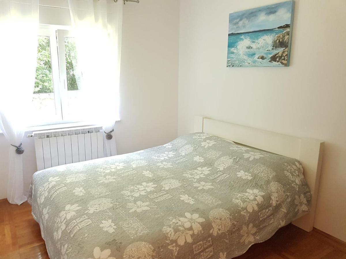 Apartment Garden & Sea Волоско Экстерьер фото