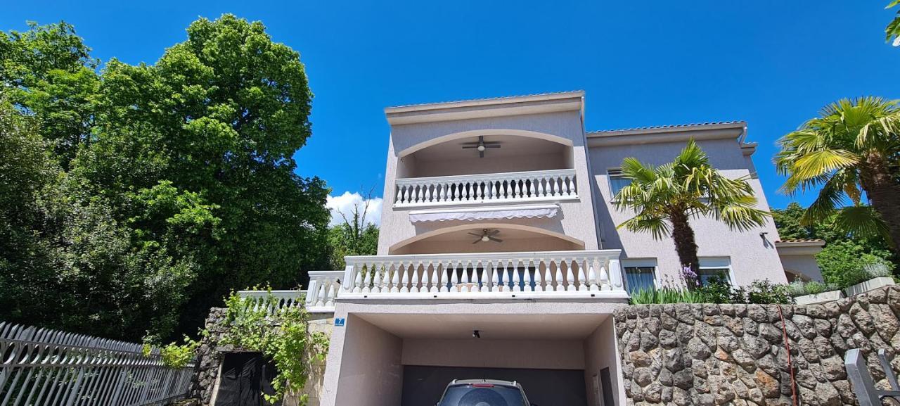 Apartment Garden & Sea Волоско Экстерьер фото