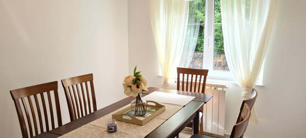 Apartment Garden & Sea Волоско Экстерьер фото